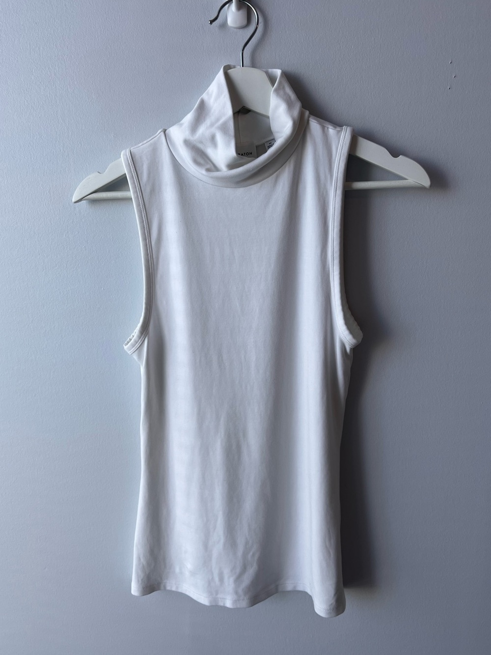 ARITZIA Babaton Location Sleeveless White Turtleneck Top Women’s Medium - Picture 4 of 8
